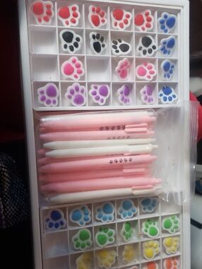 Cute Paw Sensory and Pink Gel Pen Set